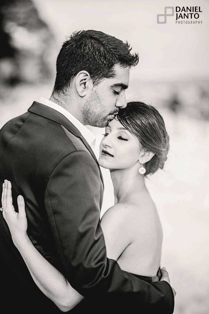 Prewedding of Mohit & Resham by SAVORENT Gown Rental - 006 Prewedding of Mohit & Resham by SAVORENT Gown Rental - 006