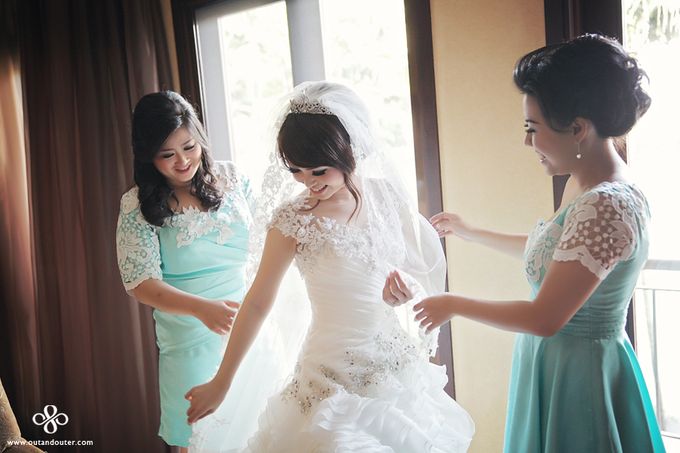 RIO & LINA WEDDING by Out & Outer Photography - 002