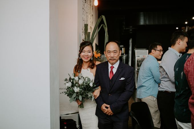 Botanical industrial intimate wedding by Eufloria - 011 Botanical industrial intimate wedding by Eufloria - 011