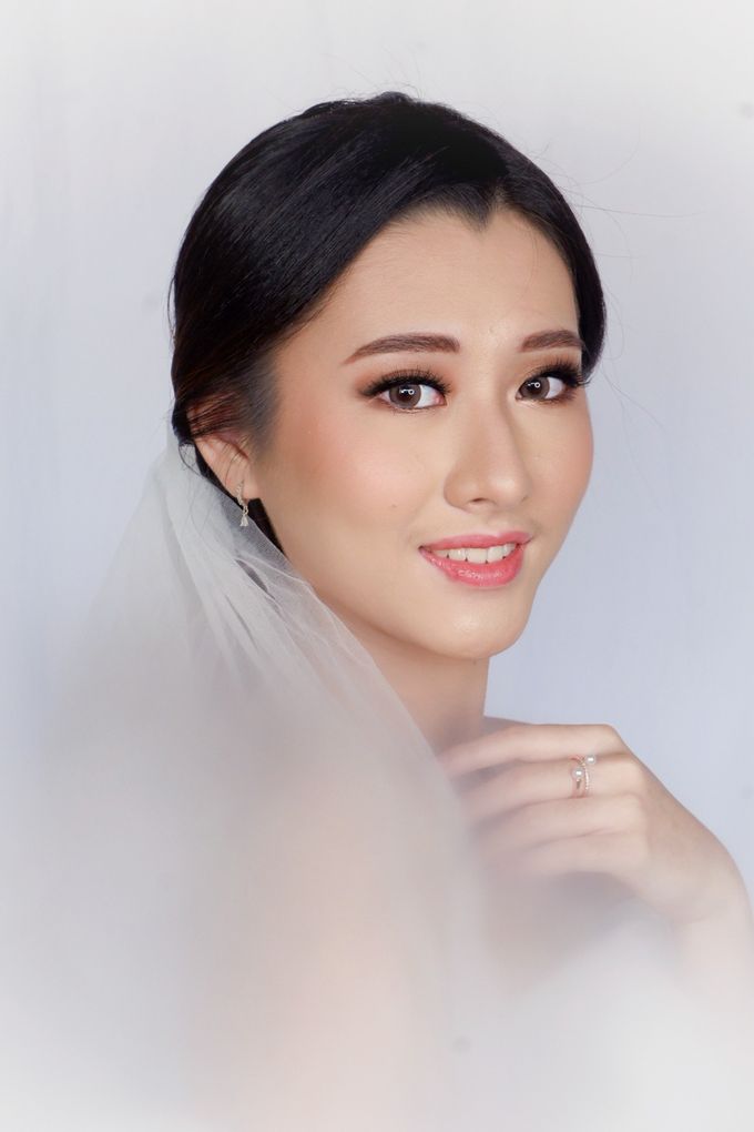 Ms Maureen by Yuka Makeup Artist - 001 Ms Maureen by Yuka Makeup Artist - 001