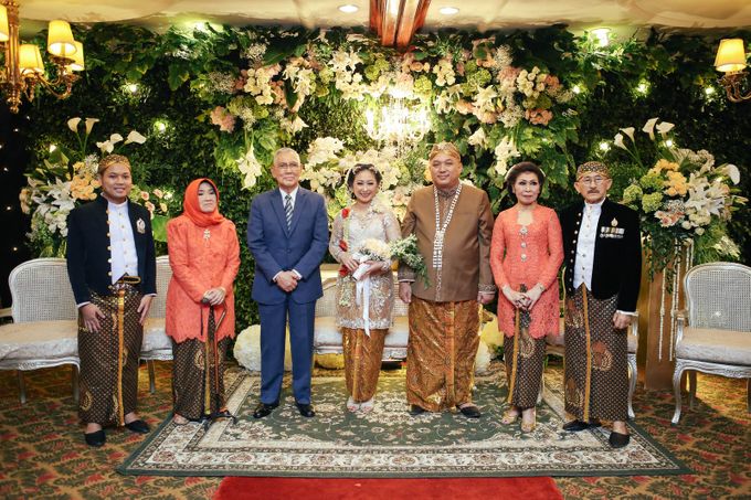Traditional Wedding of Ami & Adi by MERCANTILE PENTHOUSE WEDDING - 017 Traditional Wedding of Ami & Adi by MERCANTILE PENTHOUSE WEDDING - 017