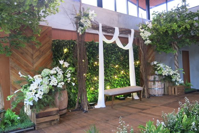 The Wedding Ani & Herwin 31 Mar 2018 by AVIARY Bintaro - 004 The Wedding Ani & Herwin 31 Mar 2018 by AVIARY Bintaro - 004