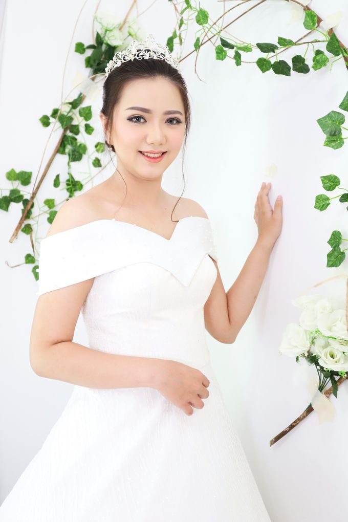 Wedding gown ready by Caramells - 002 Wedding gown ready by Caramells - 002