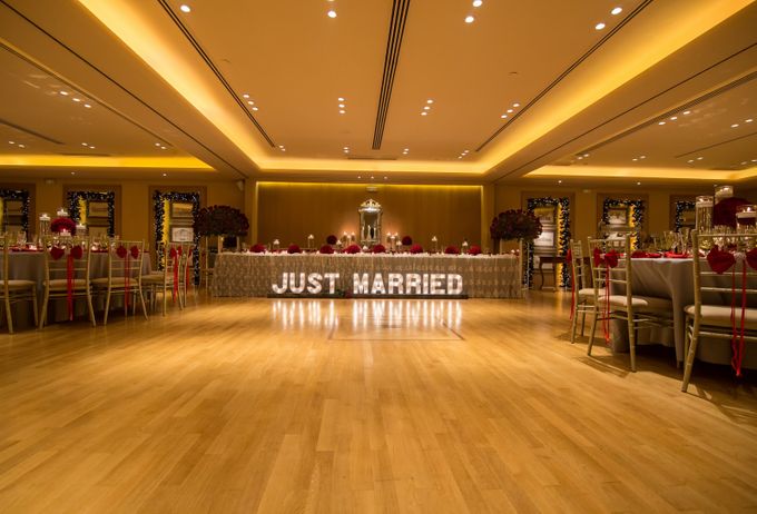 Luxury Christmas Red & Gold Wedding by Diamond Events - 013 Luxury Christmas Red & Gold Wedding by Diamond Events - 013