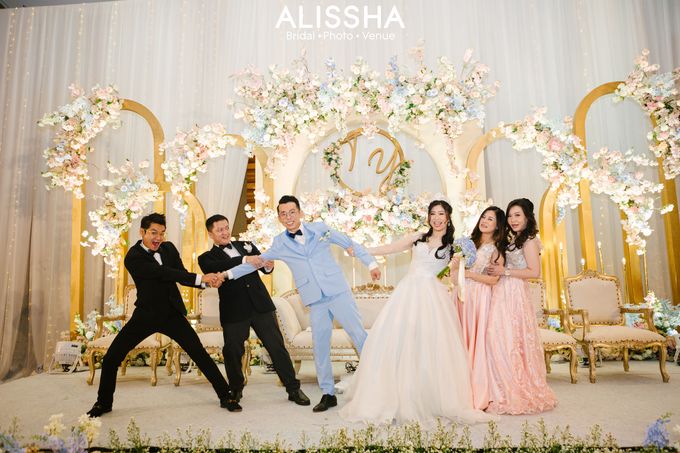 Wedding Day Yeda-Thomas at Novotel Mangga Dua by Alissha Bride - 040