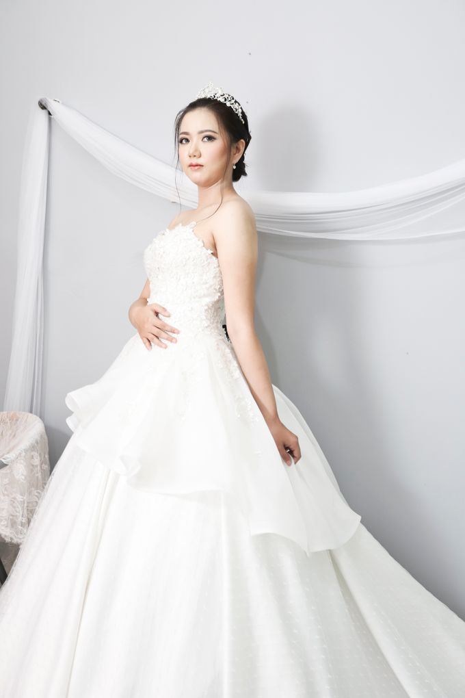 Wedding gown ready by Caramells - 003 Wedding gown ready by Caramells - 003