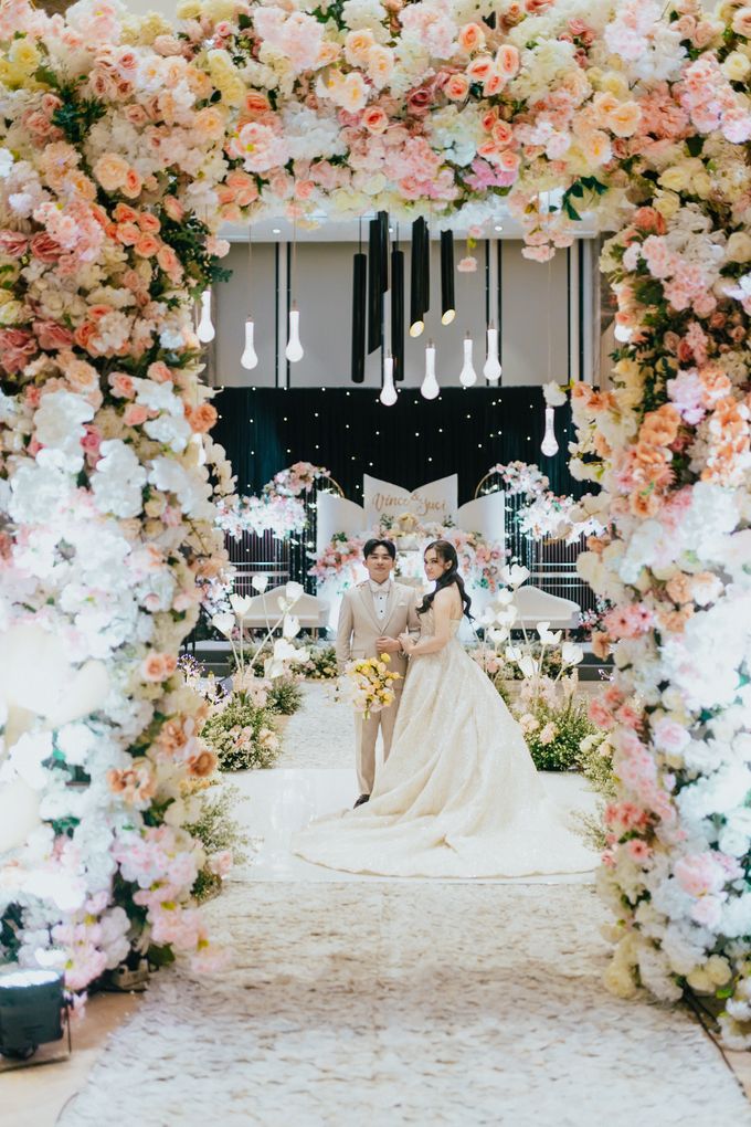 Grand Orchardz Hotel - V & S by GLORIOSA DECORATION - 007 Grand Orchardz Hotel - V & S by GLORIOSA DECORATION - 007