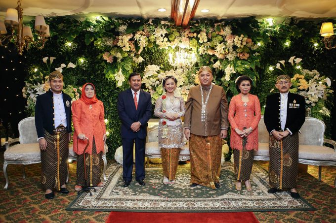 Traditional Wedding of Ami & Adi by MERCANTILE PENTHOUSE WEDDING - 025 Traditional Wedding of Ami & Adi by MERCANTILE PENTHOUSE WEDDING - 025