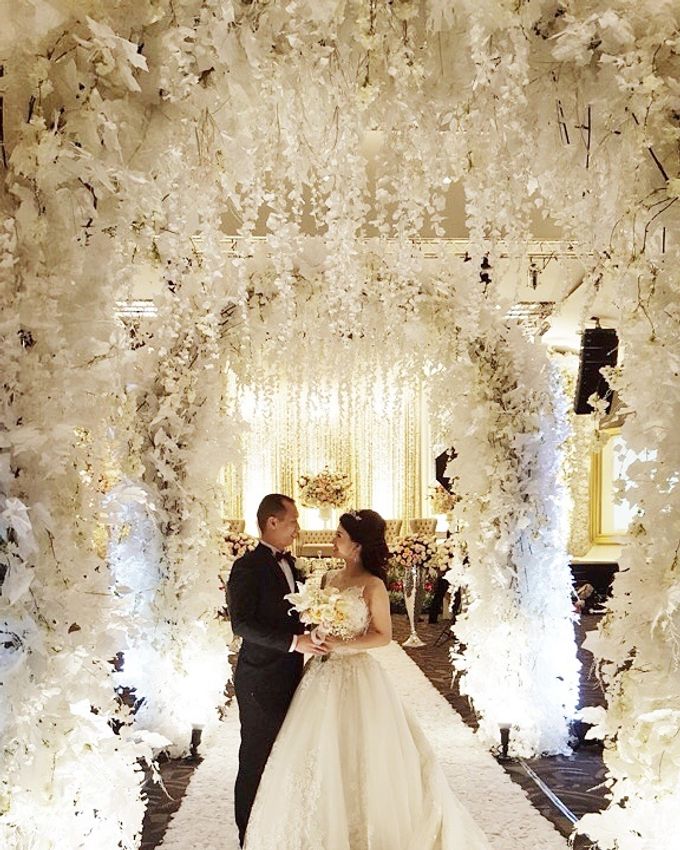 The Wedding Of Bobby And Yani by Dream Decor - 001