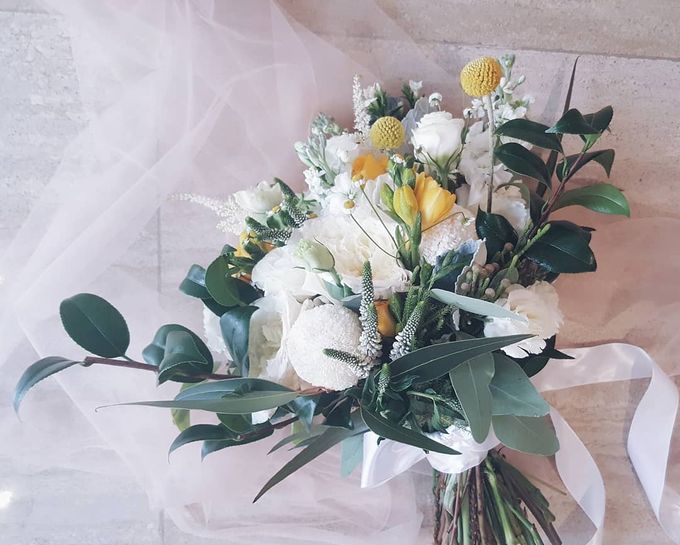 Bridal Bouquets by Ever & Blue Floral Design - 033 Bridal Bouquets by Ever & Blue Floral Design - 033