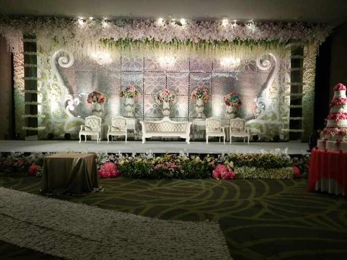 El Hotel Royale Jakarta - Wedding Party Mr Daniel N Ms Intan by éL Hotel International - 006 El Hotel Royale Jakarta - Wedding Party Mr Daniel N Ms Intan by éL Hotel International - 006
