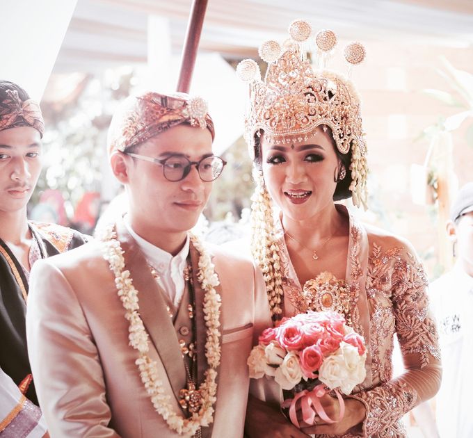 Devi & Wira Wedding Ceremony 17 Dec 2017 by Hours Entertainment - 001 Devi & Wira Wedding Ceremony 17 Dec 2017 by Hours Entertainment - 001