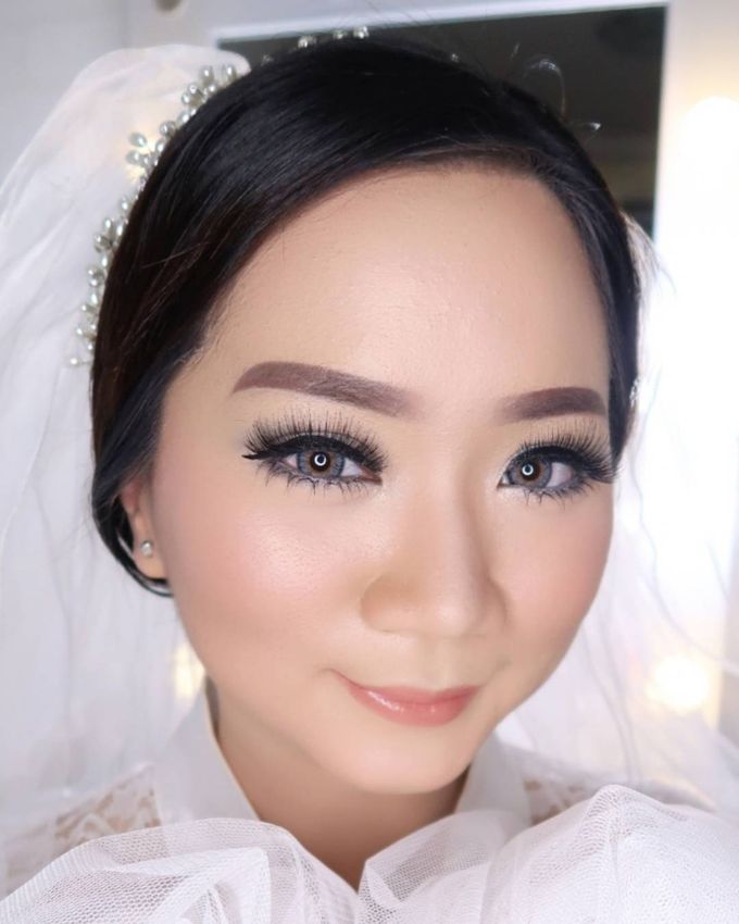 Asian escort agency london Cnbc power lunch asian female