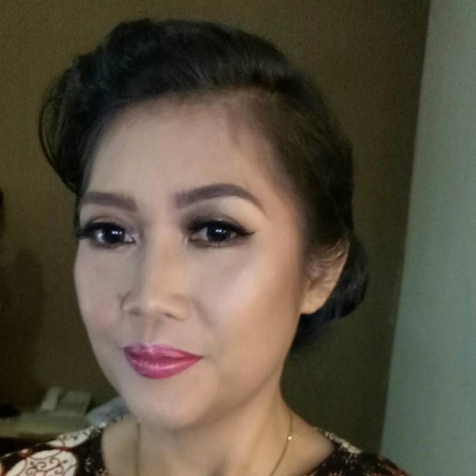 Family Make Up 200118 by Tirta Arum - 002 Family Make Up 200118 by Tirta Arum - 002