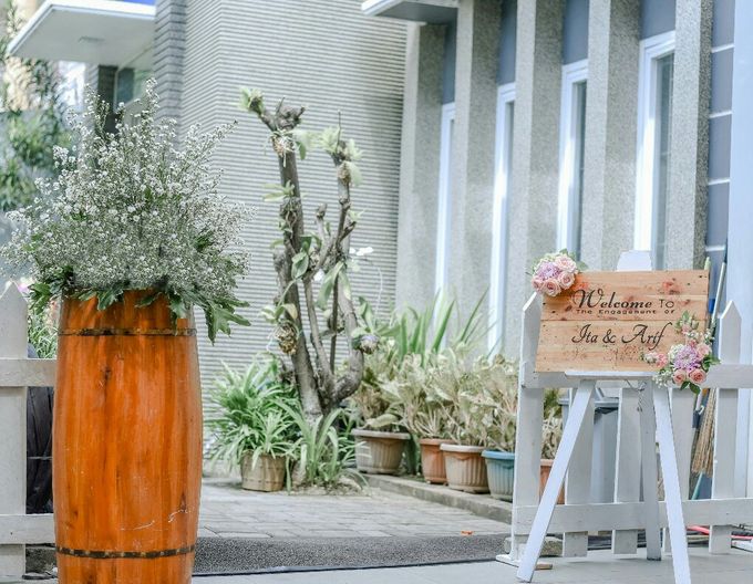 Engagement Decoration by Charissa Event & Wedding Decoration - 001 Engagement Decoration by Charissa Event & Wedding Decoration - 001