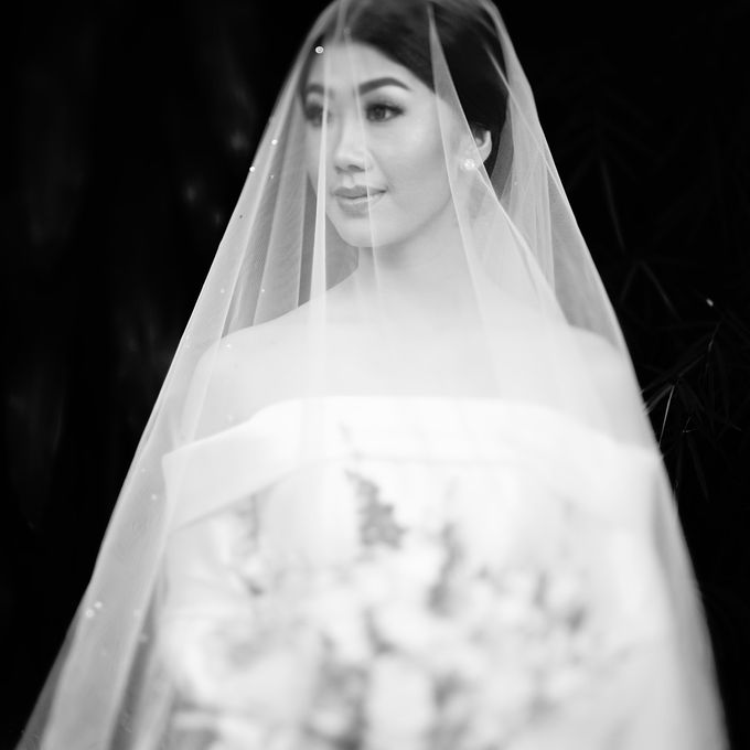 Ritz Carlton - Edsel & Velin by Maestro Wedding Organizer - 002 Ritz Carlton - Edsel & Velin by Maestro Wedding Organizer - 002