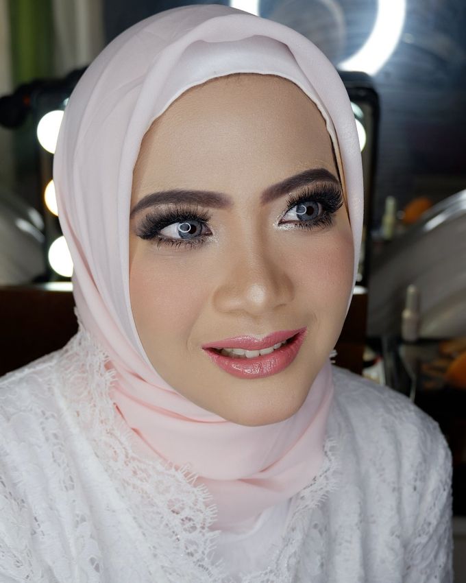 Putri by Yeremia.C - 002