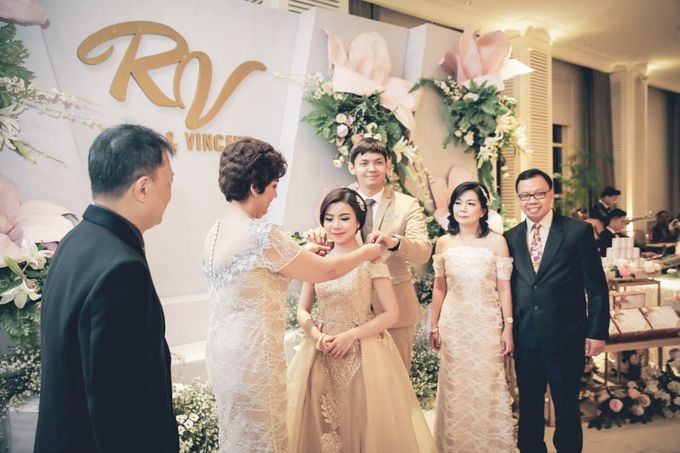 The Engagement Of Vincent And Rosa by Grand Orchid Decoration - 001 The Engagement Of Vincent And Rosa by Grand Orchid Decoration - 001