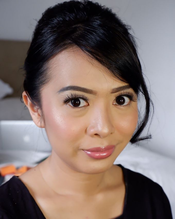 Soft & Glowing Makeup by Yuka Makeup Artist - 004 Soft & Glowing Makeup by Yuka Makeup Artist - 004