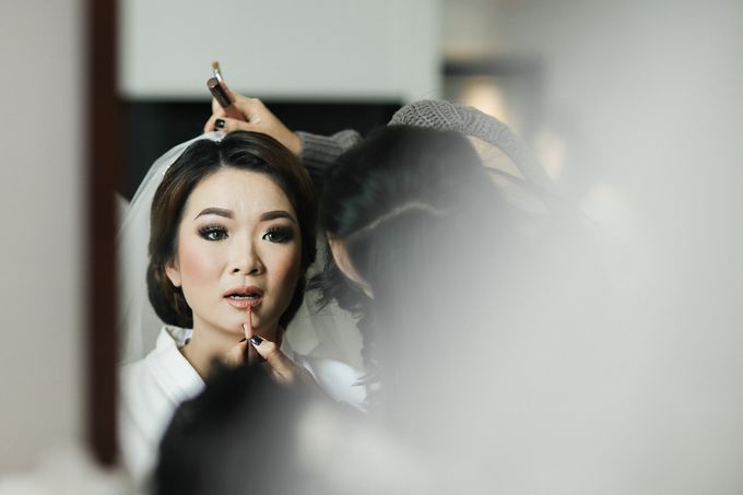 Gerry & Julia Wedding at Grand Hyatt by Warna Project - 003 Gerry & Julia Wedding at Grand Hyatt by Warna Project - 003