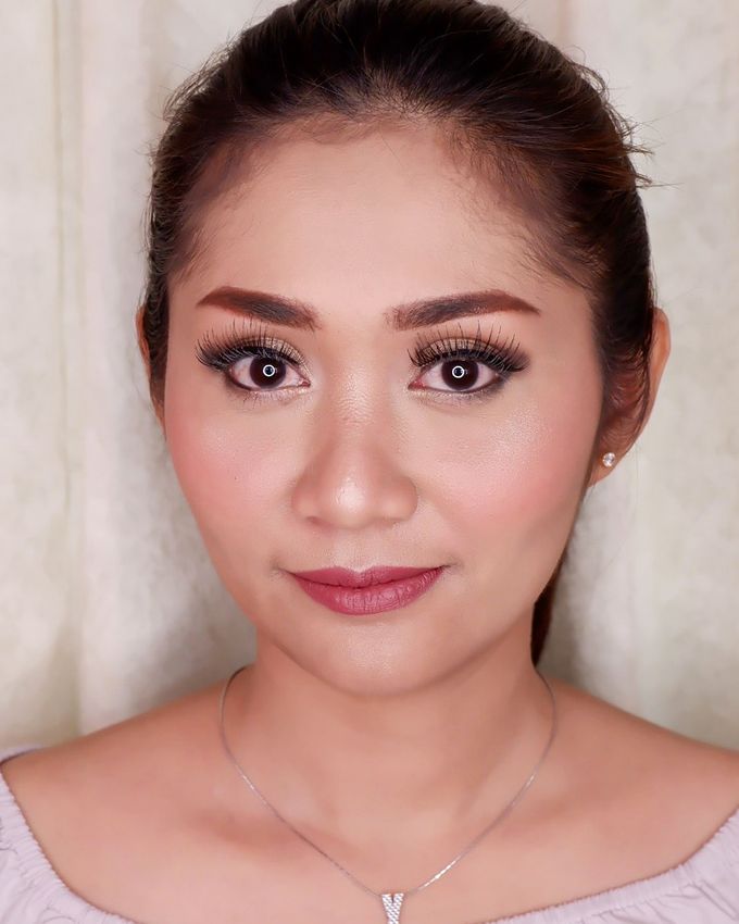 Soft Bridal Makeup Look by Yuka Makeup Artist - 005