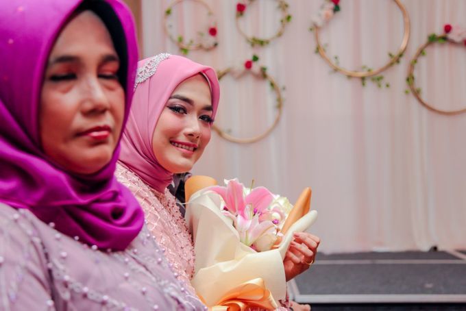 The ENGAGEMENT "Mega & Reza" by Nadhif Zhafran Photography - 018 The ENGAGEMENT "Mega & Reza" by Nadhif Zhafran Photography - 018