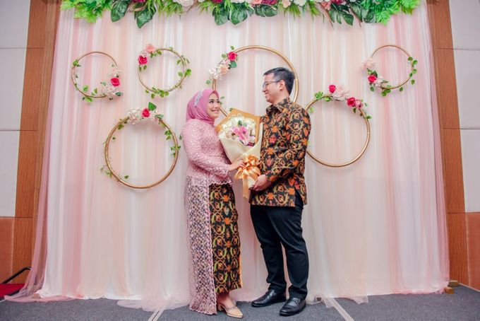 The ENGAGEMENT "Mega & Reza" by Nadhif Zhafran Photography - 002 The ENGAGEMENT "Mega & Reza" by Nadhif Zhafran Photography - 002