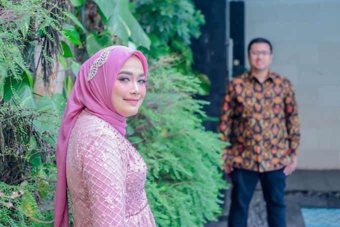 The ENGAGEMENT "Mega & Reza" by Nadhif Zhafran Photography - 020 The ENGAGEMENT "Mega & Reza" by Nadhif Zhafran Photography - 020