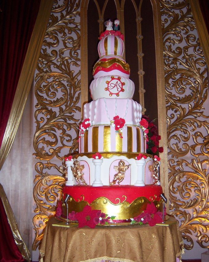 Thematic Wedding Cake by Liebelux Cake - 002 Thematic Wedding Cake by Liebelux Cake - 002
