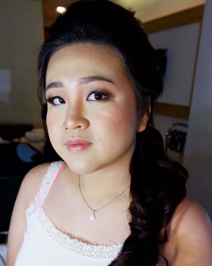 Makeup For Prewedding Photoshoot by Yuka Makeup Artist - 003