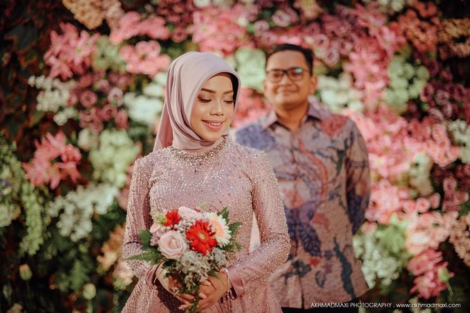 Windi Radit Engagement by Chandira Wedding Organizer - 004 Windi Radit Engagement by Chandira Wedding Organizer - 004
