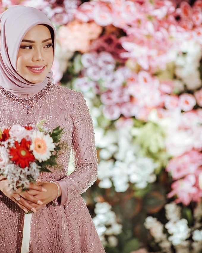 Windi Radit Engagement by Chandira Wedding Organizer - 003 Windi Radit Engagement by Chandira Wedding Organizer - 003