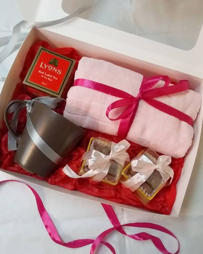 Bridesmaid / Entourage Gifts by Megabites Chocolate - 002 Bridesmaid / Entourage Gifts by Megabites Chocolate - 002