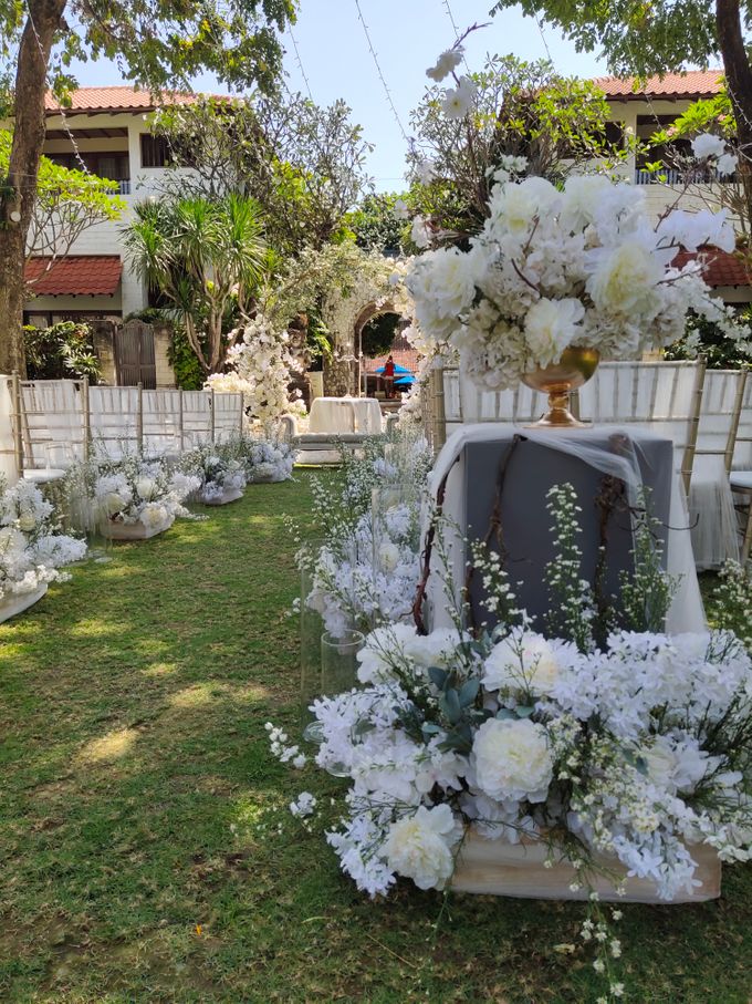 Ceremony and Dinner Garden party of Hamish & Eva Wedding by Sudamala Resorts - 002 Ceremony and Dinner Garden party of Hamish & Eva Wedding by Sudamala Resorts - 002