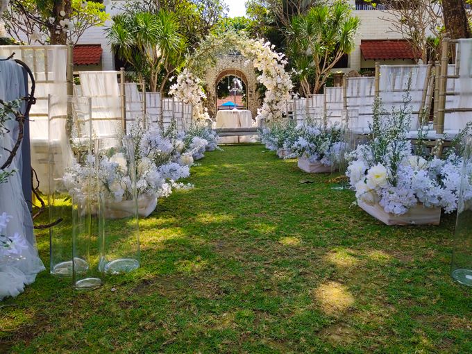 Ceremony and Dinner Garden party of Hamish & Eva Wedding by Sudamala Resorts - 004 Ceremony and Dinner Garden party of Hamish & Eva Wedding by Sudamala Resorts - 004