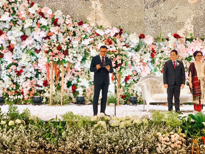 Theresia & Evan Tagor Wedding by Dwi Tunggal Citra Catering - 002 Theresia & Evan Tagor Wedding by Dwi Tunggal Citra Catering - 002