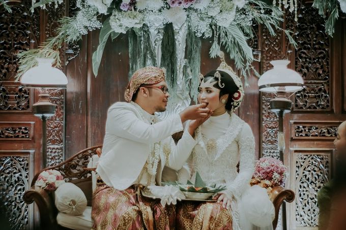 The Wedding DINI & HAMAS by Serunniwedding Organizer - 024