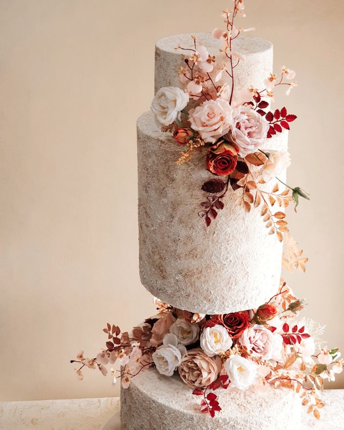 FLOATING CAKE by Amor Cake - 005 FLOATING CAKE by Amor Cake - 005