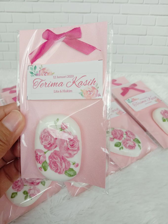 Souvenir Sabun Mini 15gr by Bigbless_craft - 003 Souvenir Sabun Mini 15gr by Bigbless_craft - 003