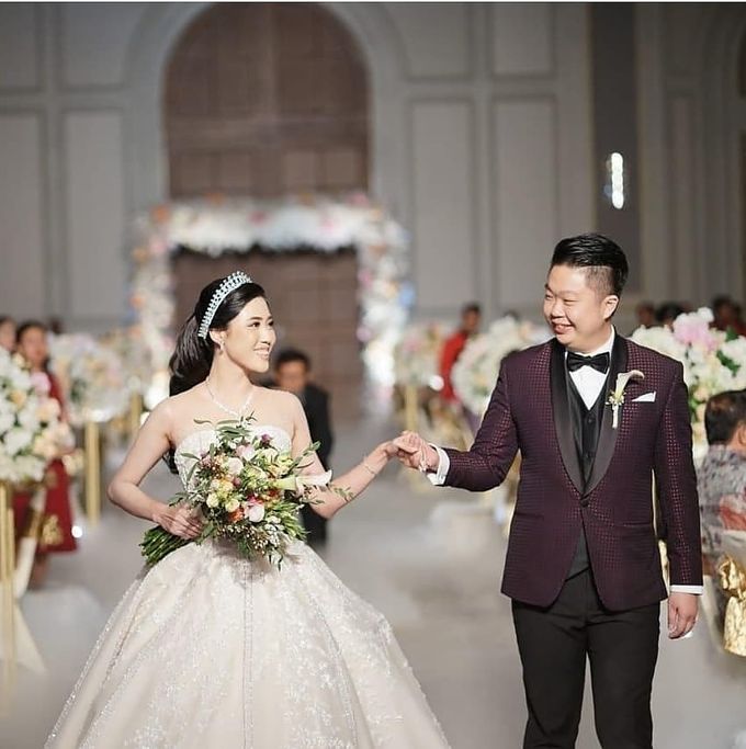 Mr. Henry & Mrs. Helen Wedding by Ventlee Groom Centre - 011