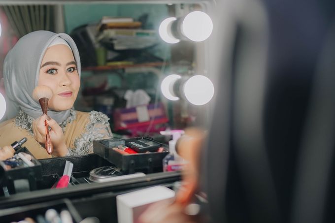 ENGAGEMENT MAKEUP by alfarabimuart - 003 ENGAGEMENT MAKEUP by alfarabimuart - 003