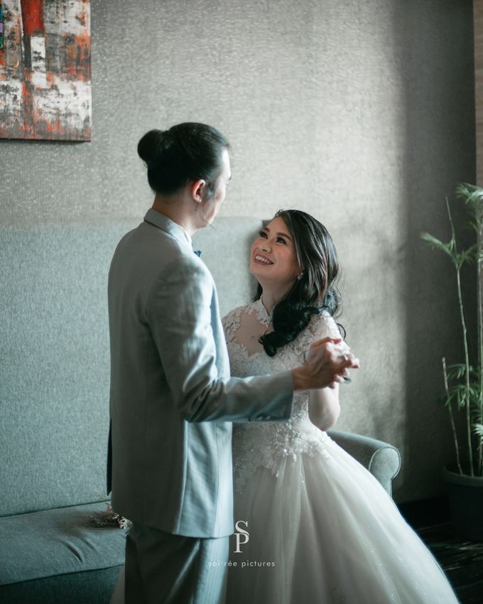 The Wedding of Levis & Sefa by MarisaFe Bridal - 004