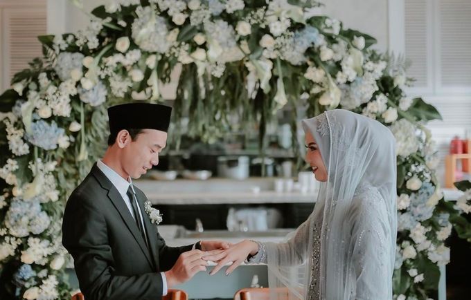 Accoustic Day on Adit & Fina's Wedding by Jadi Musik Project - 011 Accoustic Day on Adit & Fina's Wedding by Jadi Musik Project - 011