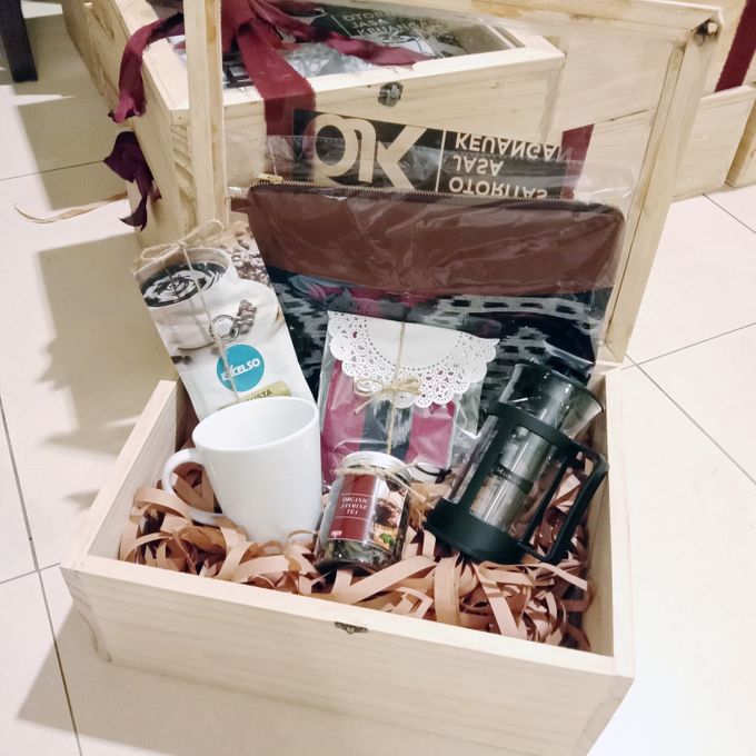 Hampers for OJK by Marvala Souvenir - 001