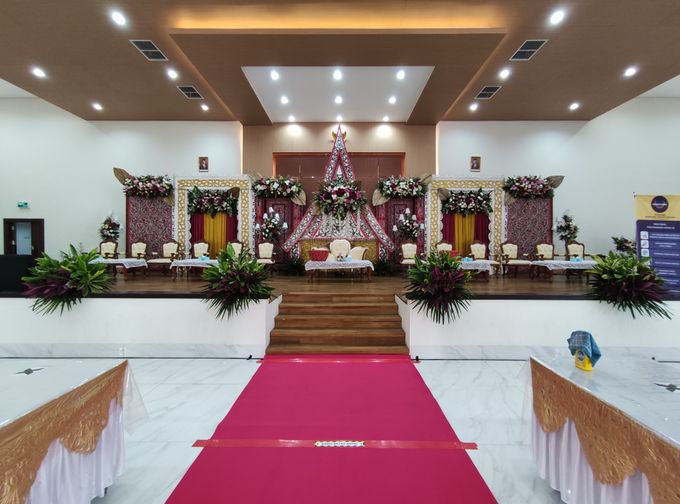 Julie Sihaloho & Ivan Hasibuan by Graha and Conventional Hall Ronatama - 007