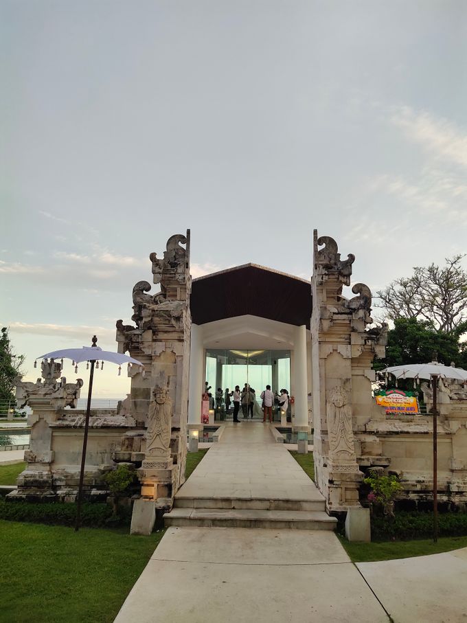Mr. Ferly & Ms. Diana Wedding by The Beney Entertainment - 001 Mr. Ferly & Ms. Diana Wedding by The Beney Entertainment - 001