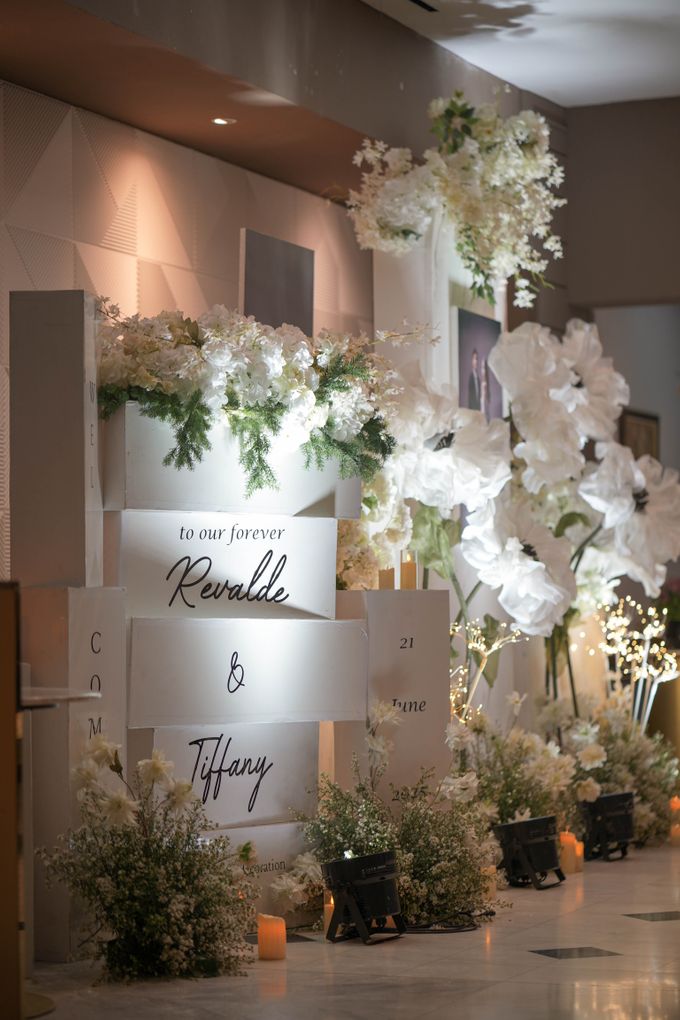 The Habitate Jakarta - R & T by GLORIOSA DECORATION - 007