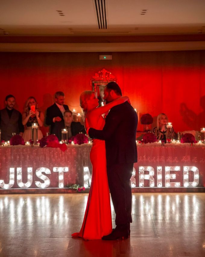 Luxury Christmas Red & Gold Wedding by Diamond Events - 011 Luxury Christmas Red & Gold Wedding by Diamond Events - 011