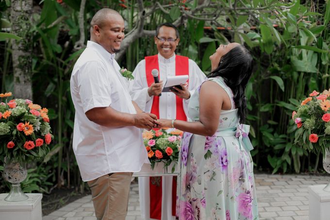 Intimate Commitment Wedding Ceremony by Happy Bali Wedding - 001 Intimate Commitment Wedding Ceremony by Happy Bali Wedding - 001