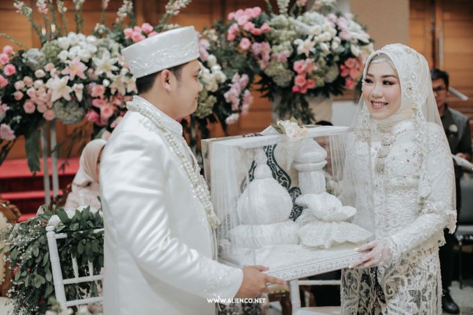 The Wedding Of Shella & Lutfi by alienco photography - 013